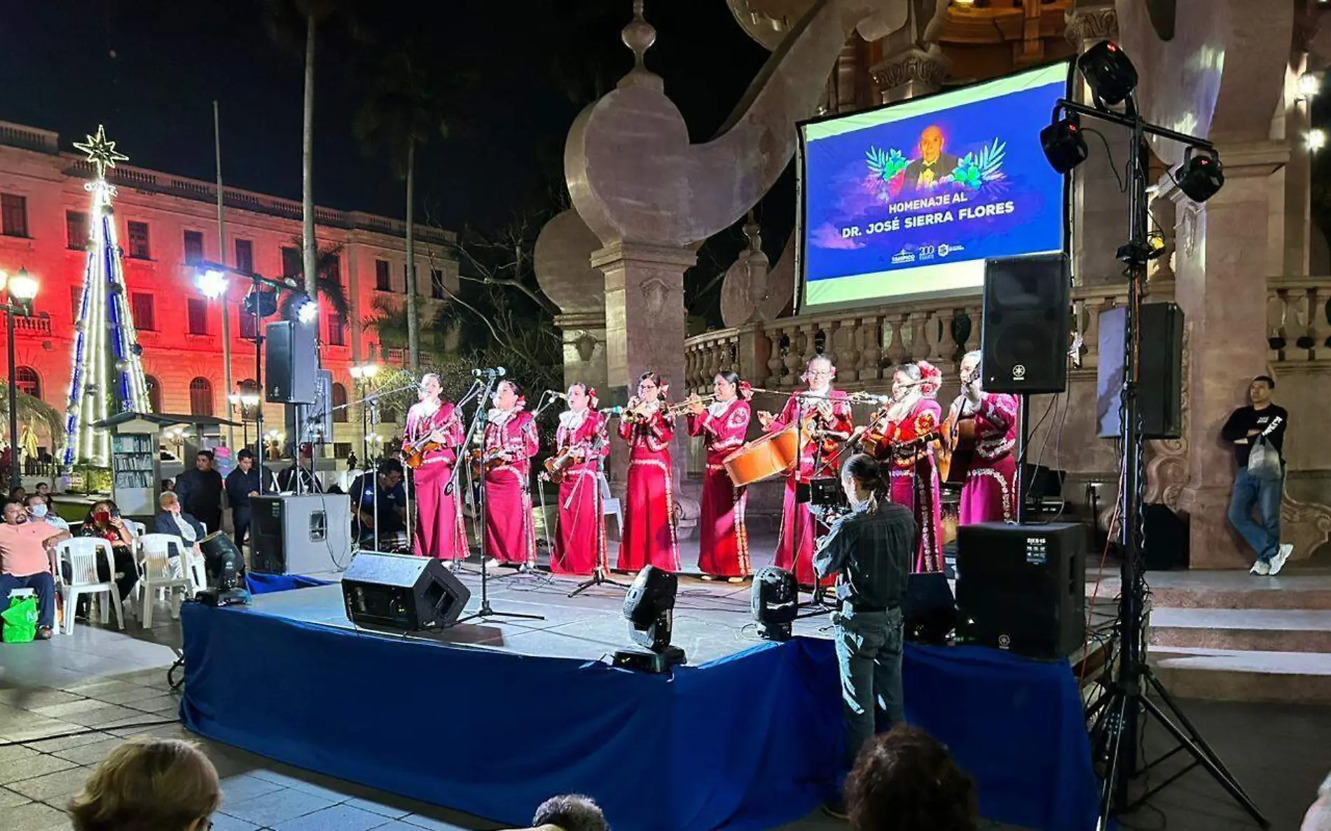 Los mariachis en Tampico son el vivo ejemplo de la alegría, hoy se celebra a los exponentes de la música vernácula Carmen Jiménez (1)